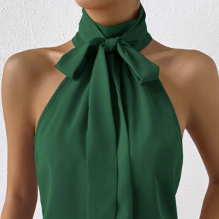 SHEIN Blusa con nudo delantero de cuello halter Verde